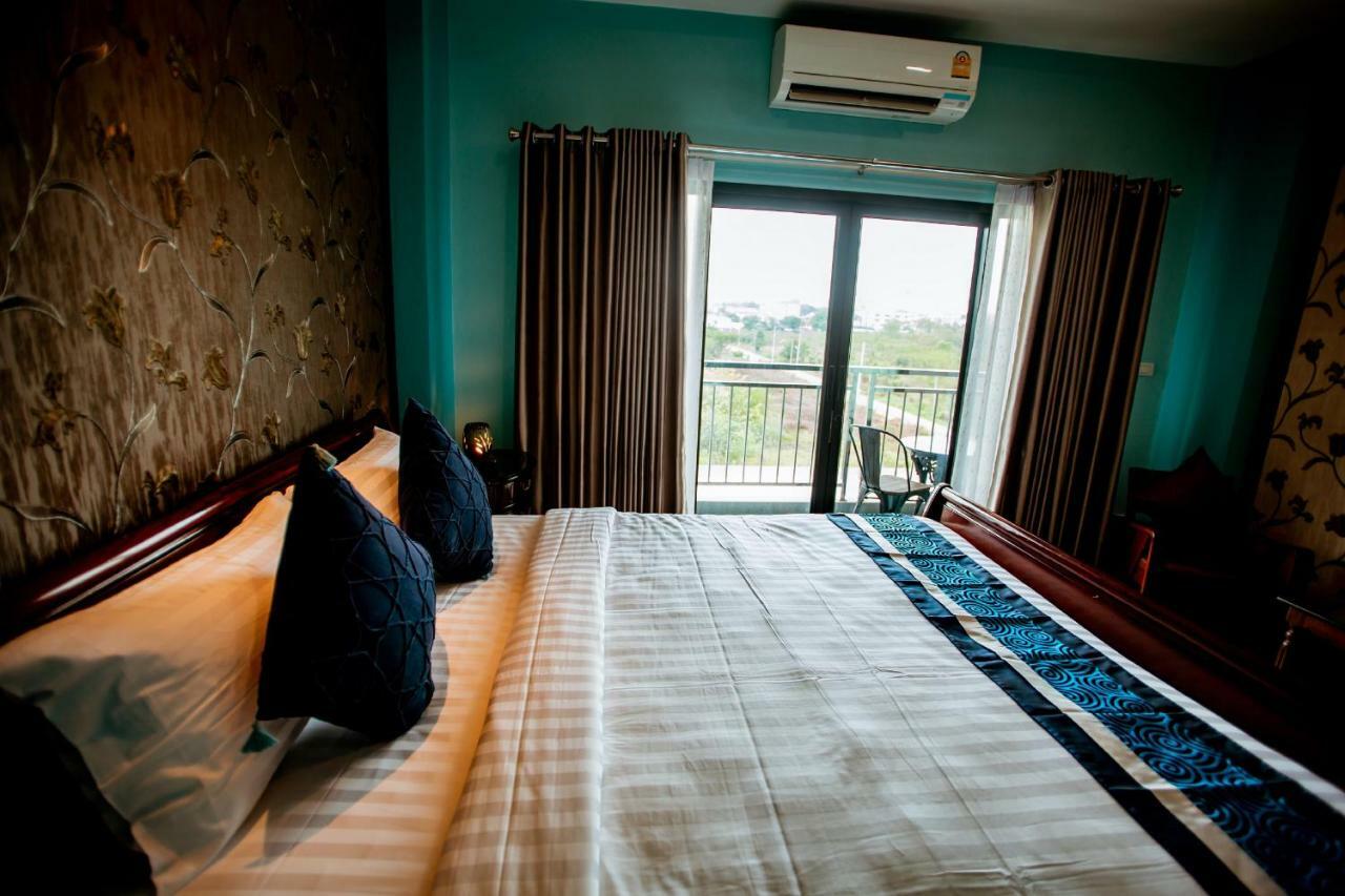 Chunlee Grand Korat Otel Nakhonratchasima Dış mekan fotoğraf