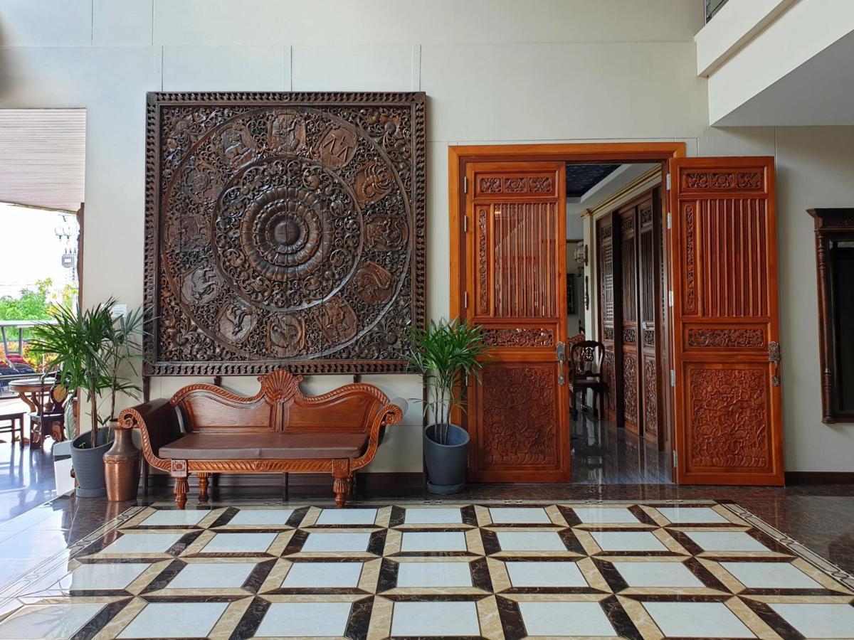 Chunlee Grand Korat Otel Nakhonratchasima Dış mekan fotoğraf
